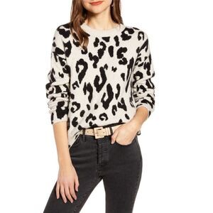 Nwot Something Navy leopard crewneck sweater